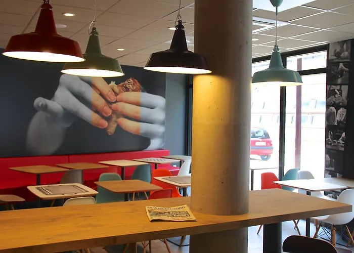 Ibis Centre Grand Palais