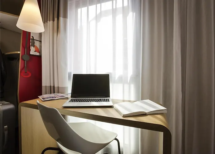 Ibis Centre Grand Palais Szálloda