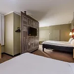 イビス リールセンター グラン パレ ホテル 3*