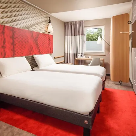 Ibis Centre Grand Palais Hotel