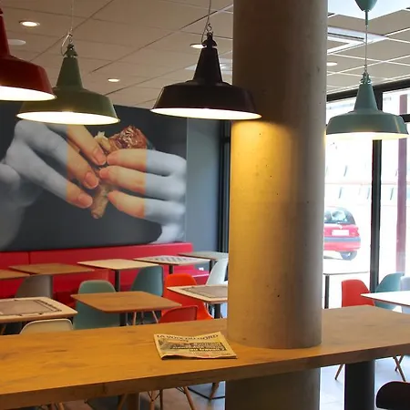 Ibis Centre Grand Palais