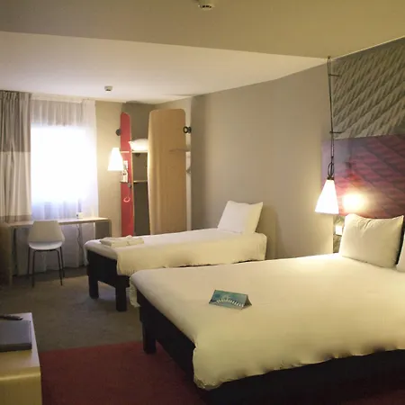 Ibis Centre Grand Palais