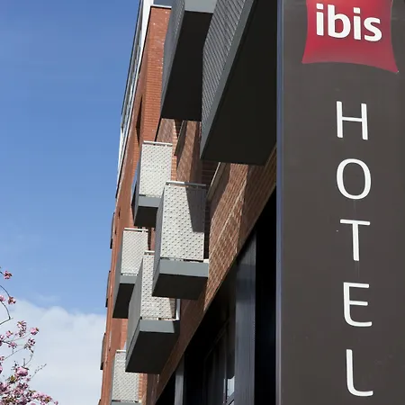 Hotel Ibis Centre Grand Palais 3*