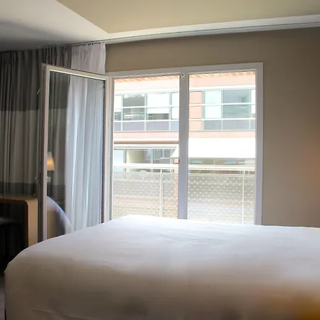 Hotel Ibis Centre Grand Palais