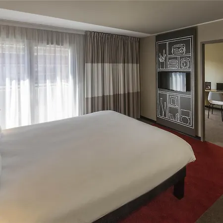 Ibis Centre Grand Palais