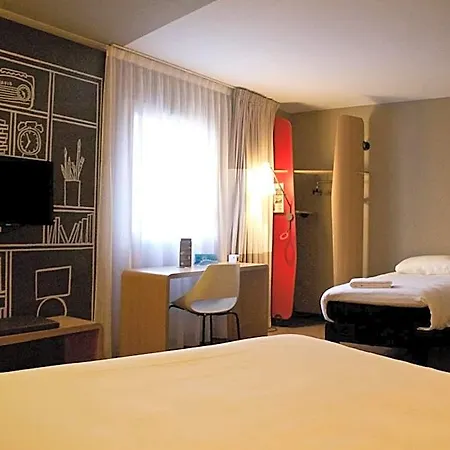 Ibis Centre Grand Palais Otel