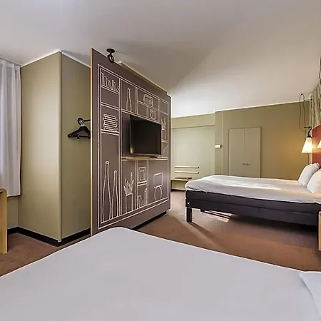 Hotel Ibis Centre Grand Palais