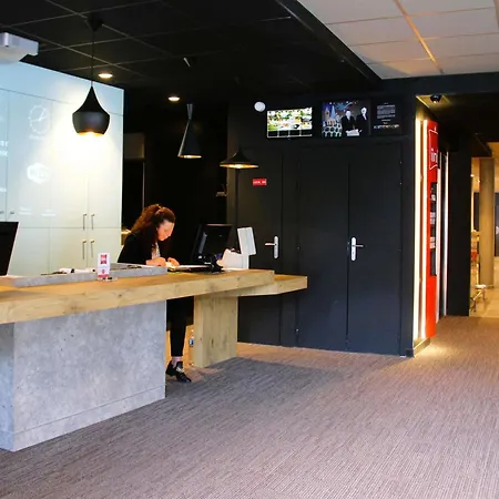 Hotel Ibis Centre Grand Palais