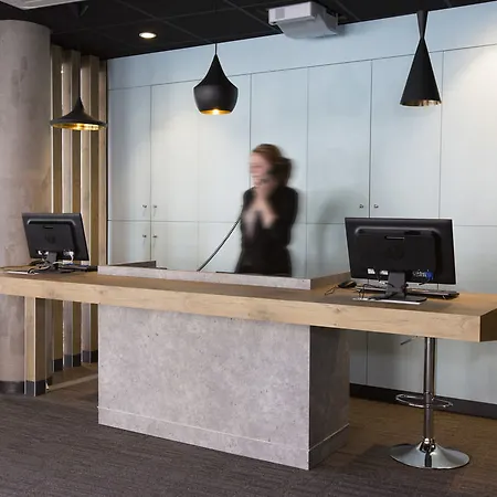 Ibis Centre Grand Palais 3*