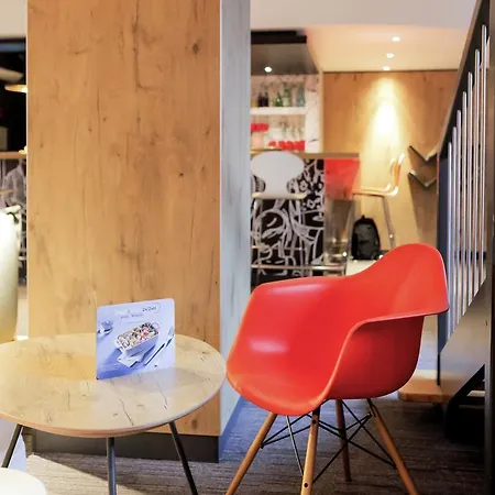 Ibis Centre Grand Palais