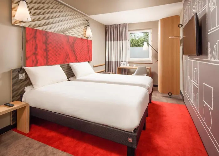 Ibis Centre Grand Palais Hotel