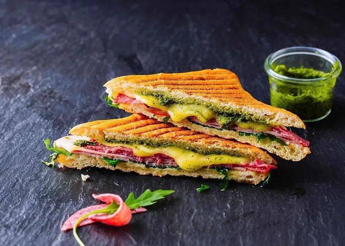 Hotel Ibis Centre Grand Palais Lila