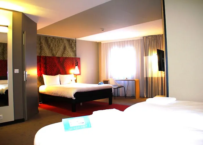 Ibis Centre Grand Palais