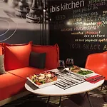 Ibis Centre Grand Palais 3*
