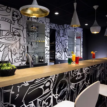 فندق Ibis Centre Grand Palais ليل